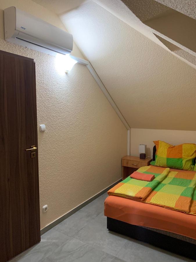 Balaton Kinizsi Apartman Siófok Exterior foto