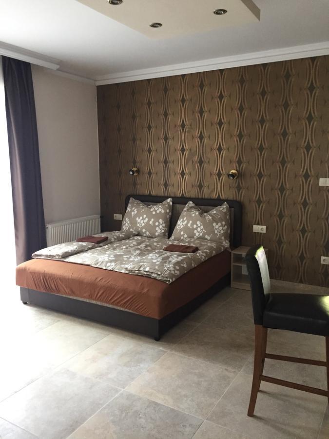 Balaton Kinizsi Apartman Siófok Exterior foto